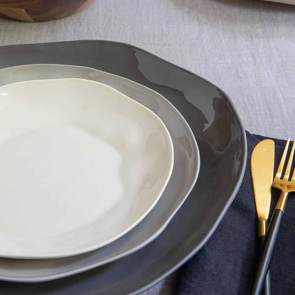 Tam Stoneware Platter, Slate